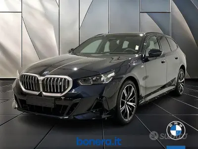 Nuova BMW i5 M Sport 289 kW (394 CV) 2026 Carbon black metallizzato Station wagon