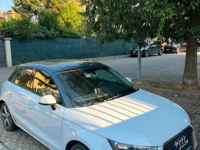Usata Audi A1 Sportback Ambition 105 CV (77 kW) 2012 Bianco Utilitaria