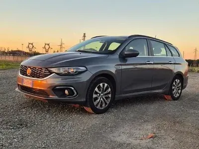 Usata Fiat Tipo 131 CV (96 kW) 2020 Grigio Station wagon