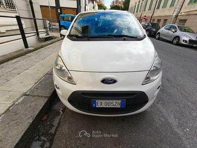 Usata Ford Ka 69 CV (50 kW) 2015 Bianco Berlina