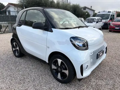 Usata Smart ForTwo Coupé Pulse 41 kW (56 CV) 2021 Bianco Utilitaria