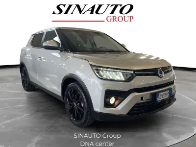 Usata SsangYong Tivoli 136 CV (100 kW) 2021 Grigio SUV
