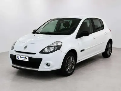 Usata Renault Clio III 75 CV (55 kW) 2011 Bianco Berlina