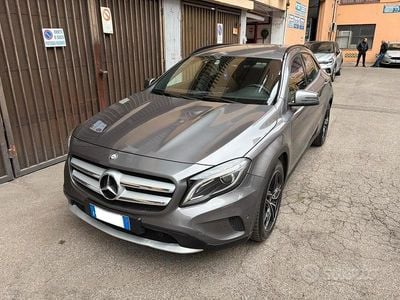 Usata Mercedes GLA220 Premium 170 CV (125 kW) 2016 Grigio SUV