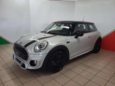 Usata Mini Cooper D 116 CV (85 kW) 2017 Grigio Utilitaria