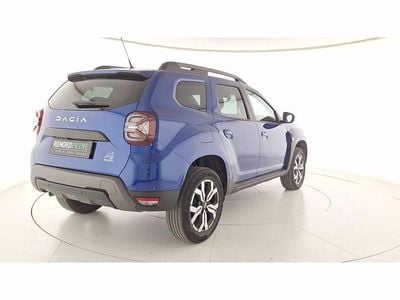 Usata Dacia Duster Prestige 101 CV (74 kW) 2023 Blu scuro SUV