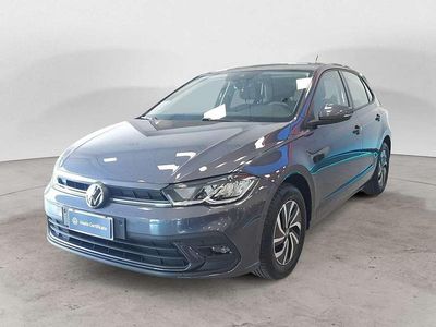 Usata VW Polo Life 95 CV (69 kW) 2023 Grigio Utilitaria