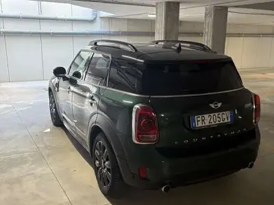 Usata Mini Countryman Hype 190 CV (139 kW) 2018 Verde