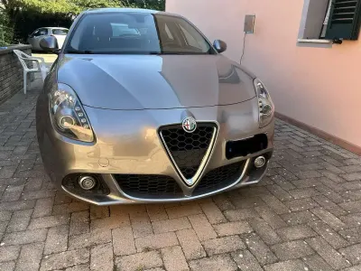 Usata Alfa Romeo Giulietta Distinctive 105 CV (77 kW) 2015 Utilitaria