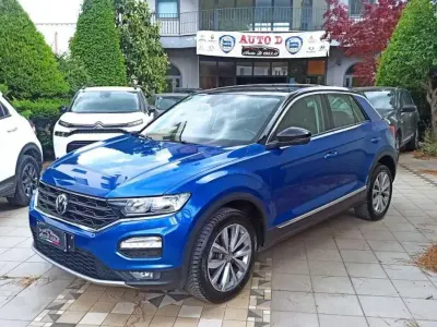 Usata VW T-Roc Advance 116 CV (85 kW) 2019 Blu SUV