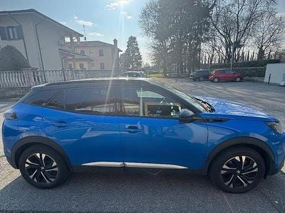 Begagnad Peugeot e-2008 GTi 100 kW (136 HK) 2022 Blå SUV