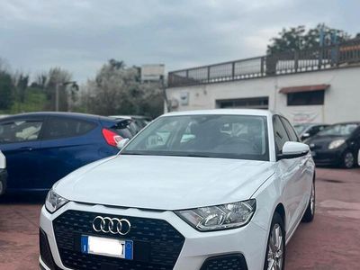 Usata Audi A1 Ambiente 116 CV (85 kW) 2020 Bianco SUV