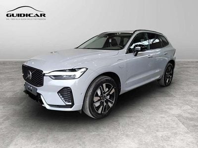 Nuova Volvo XC60 Plus 349 CV (256 kW) 2025 Vapour grey SUV
