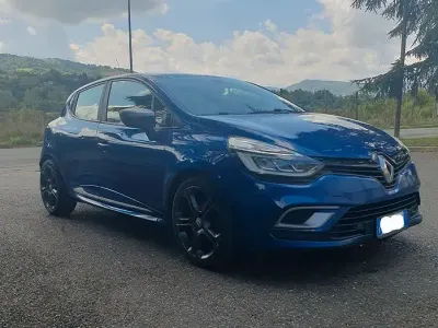 Usado Renault Clio IV GT-Line 110 CV (80 kW) 2017 Azul Berlina