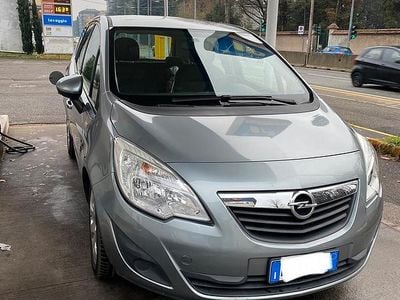 Usata Opel Meriva 95 CV (69 kW) 2012 Grigio Monovolume