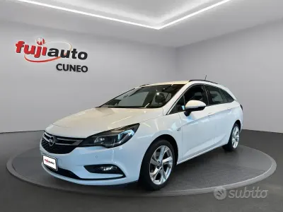 Usata Opel Astra Dynamic 136 CV (100 kW) 2019 Bianco Station wagon