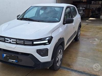 Usata Dacia Spring Expression 33 kW (45 CV) 2024 Bianco Utilitaria