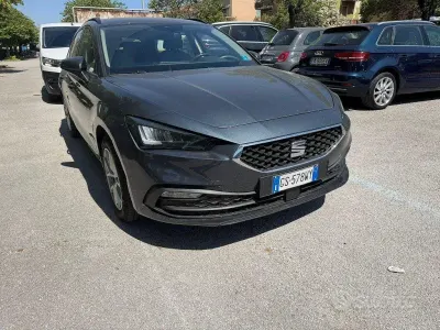Usata Seat Leon Style 150 CV (110 kW) 2024 Grigio Station wagon
