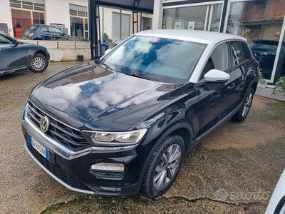 Usata VW T-Roc Style 150 CV (110 kW) 2020 Grigio SUV