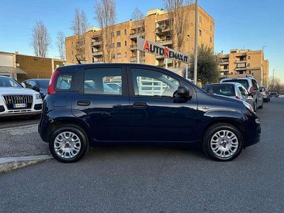 Usata Fiat Panda 69 CV (50 kW) 2018 Blu/azzurro Utilitaria