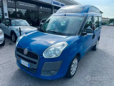 Usata Fiat Doblò Active 95 CV (69 kW) 2011 Blu/azzurro Monovolume