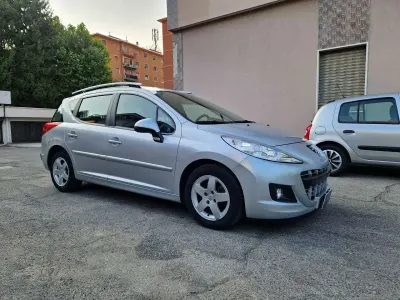 Usata Peugeot 207 Allure 95 CV (69 kW) 2011 Grigio Station wagon