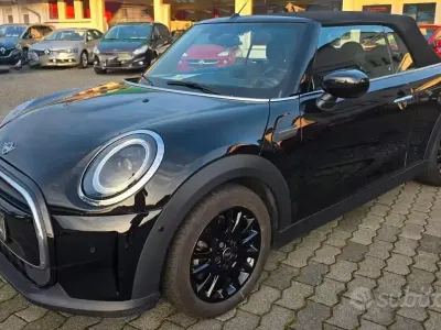 Usata Mini Cooper Cabriolet Comfort 136 CV (100 kW) 2021 Nero Cabrio