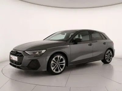 Usata Audi A3 S-Line 150 CV (110 kW) 2025 Grigio daytona perlato Berlina
