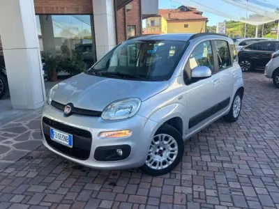 Usata Fiat Panda Lounge 69 CV (50 kW) 2016 Argento Utilitaria