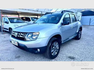 Usata Dacia Duster 109 CV (80 kW) 2016 Argento SUV