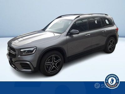 Mercedes GLB200