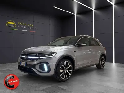 Usata VW T-Roc R-line 150 CV (110 kW) 2022 Pyrit silver metallizzato SUV