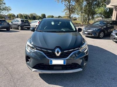 Usata Renault Captur Intens 101 CV (74 kW) 2021 Grigio SUV