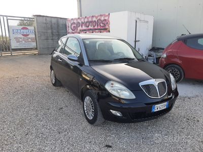 usata Lancia Ypsilon Ypsilon 1.2 69 CV Argento