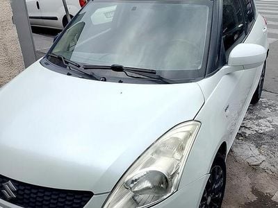 Usata Suzuki Swift 75 CV (55 kW) 2013 Bianco Utilitaria
