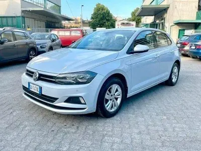 Usata VW Polo Comfortline 95 CV (69 kW) 2019 Grigio Utilitaria