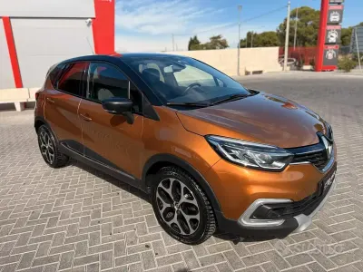 Usata Renault Captur 90 CV (66 kW) 2019 Arancione SUV