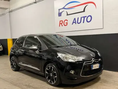 Usata Citroën DS3 Chic 82 CV (60 kW) 2013 Nero Berlina