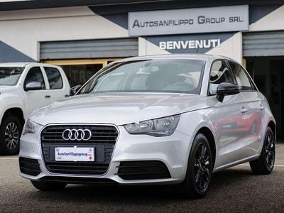 Usata Audi A1 Sportback Attraction 105 CV (77 kW) 2012 Argento riflesso met. Utilitaria