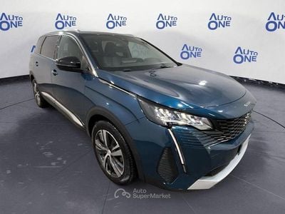 Gebraucht Peugeot 5008 Allure 131 PS (96 kW) 2024 Blau SUV