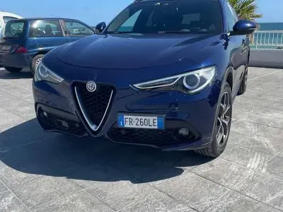 Usata Alfa Romeo Stelvio 210 CV (154 kW) 2018 Blu SUV