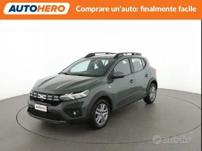 Usata Dacia Sandero Expression 91 CV (66 kW) 2023 Verde Berlina