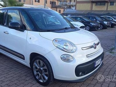 Usata Fiat 500L Living 105 CV (77 kW) 2014 Bianco Monovolume