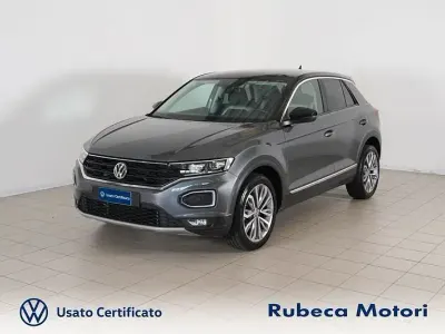 Usata VW T-Roc Advance 116 CV (85 kW) 2019 Indium grey SUV