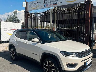 Usata Jeep Compass Limited 140 CV (102 kW) 2017 Beige SUV