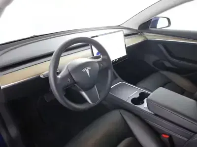 Usata Tesla Model 3 152 kW (208 CV) 2021 Blu oceano Berlina