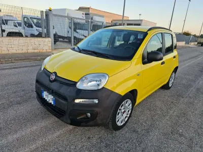 Usata Fiat Panda Easy 80 CV (58 kW) 2017 Giallo Utilitaria