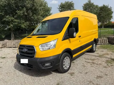 Usata Ford Transit 131 CV (96 kW) 2021 Giallo Furgone