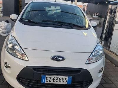 Usata Ford Ka 67 CV (49 kW) 2015 Bianco Berlina