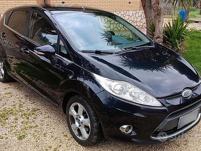Usata Ford Fiesta Titanium 68 CV (50 kW) 2010 Nero Utilitaria